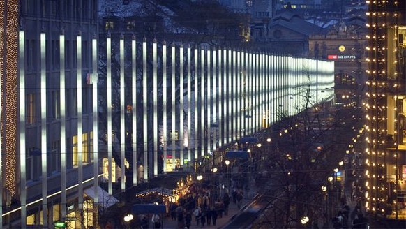 Starbucks hat das Becher-Design geÃ¤ndert â und jetzt haben einige Christen nichts Besseres zu tun, als sich darÃ¼ber aufzuregenÂ 
Man kann sich aber auch Ã¼ber jeden Mist aufegen! Immerhin gibt es  ...