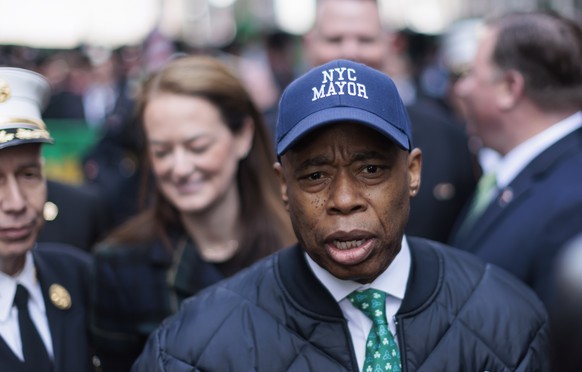 epa10528790 New York City Mayor Eric Adams arrives to march in the annual St. Patrick?s Day parade in New York, New York, USA, 17 March 2023. EPA/JUSTIN LANE