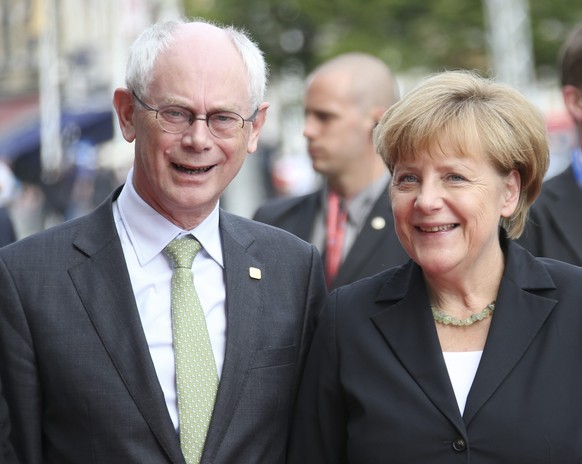 Der EU-Ratspräsident Herman Van Rompuy (links) hielt eine bewegende Rede.