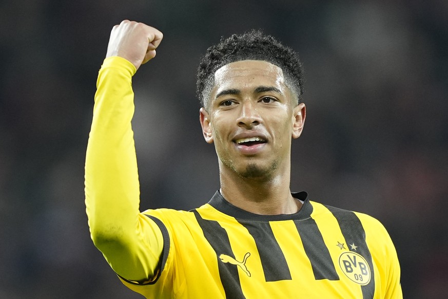 Dortmund&#039;s Jude Bellingham celebrates his team&#039;s 2-0 win during the German Bundesliga soccer match between Bayer Leverkusen and Borussia Dortmund at the BayArena in Leverkusen, Germany, Germ ...