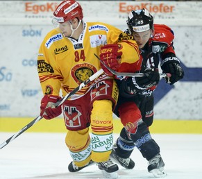 Kévin Hecquefeuille (l.) im Pech.