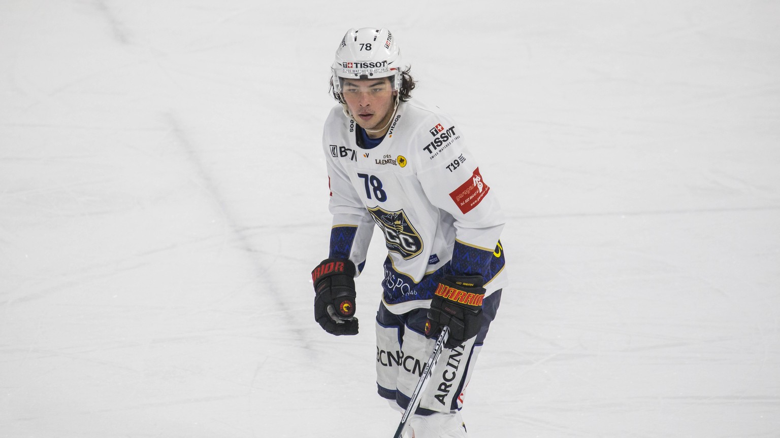 Kloten, Schweiz - 9. Januar 2021: 78 Kyen Sopa, Stürmer des HC La Chaux-de-Fonds. Eishockey *** Kloten, Switzerland 9 January 2021 78 Kyen Sopa, forward of HC La Chaux de Fonds Ice Hockey