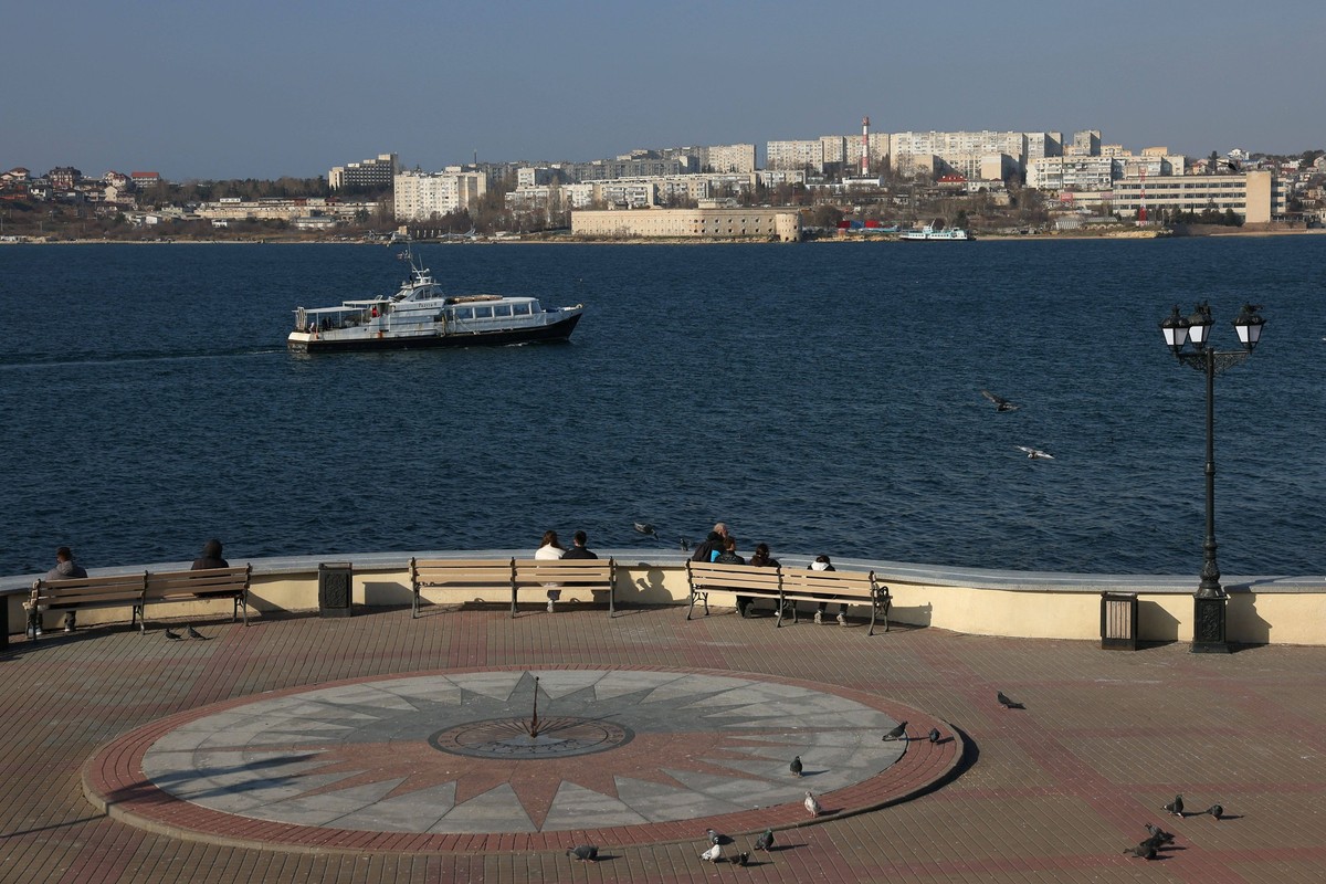 RUSSIA, REPUBLIC OF CRIMEA - MARCH 15, 2026: A view of the seafront in the Black Sea port city of Sevastopol Russia PUBLICATIONxINxGERxSUIxAUTxONLY - ZUMAt113 20260315_zaa_t113_418 Copyright: xMaximxC ...