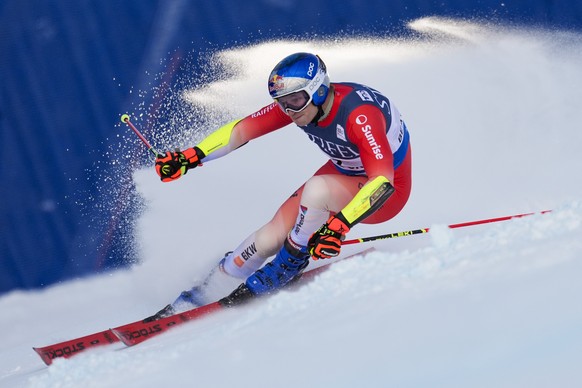 Switzerland&#039;s Marco Odermatt competes during a men&#039;s World Cup giant slalom skiing race, Sunday, Dec. 8, 2024, in Beaver Creek. (AP Photo/John Locher)