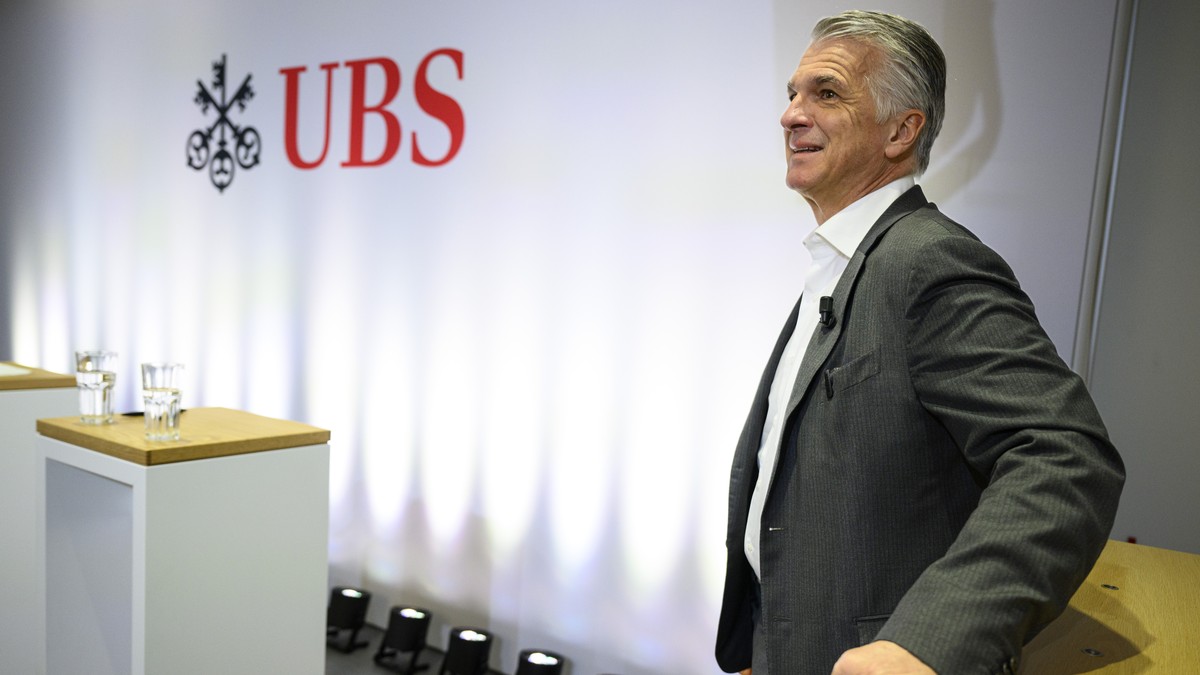 As ações do UBS atingiram brevemente seu maior nível desde 2008, após lucros de bilhões de dólares
 #ÚltimasNotícias #Suiça