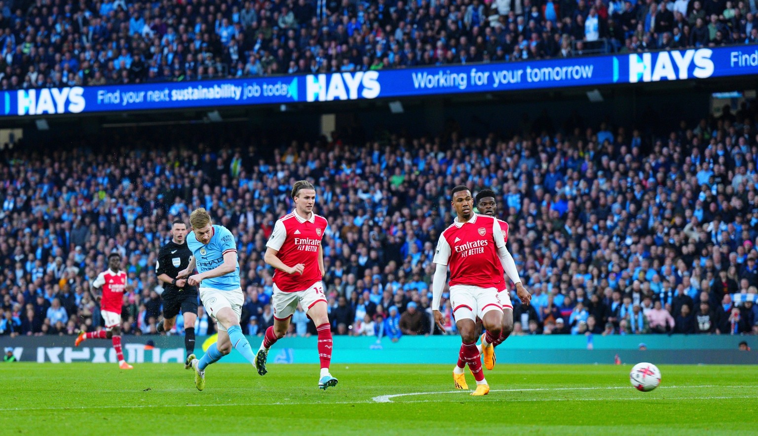 Mandatory Credit: Photo by Javier Garcia/Shutterstock 13884894ck Kevin De Bruyne of Manchester City scores the opening goal Manchester City v Arsenal, Premier League, Football, Etihad Stadium, Manches ...