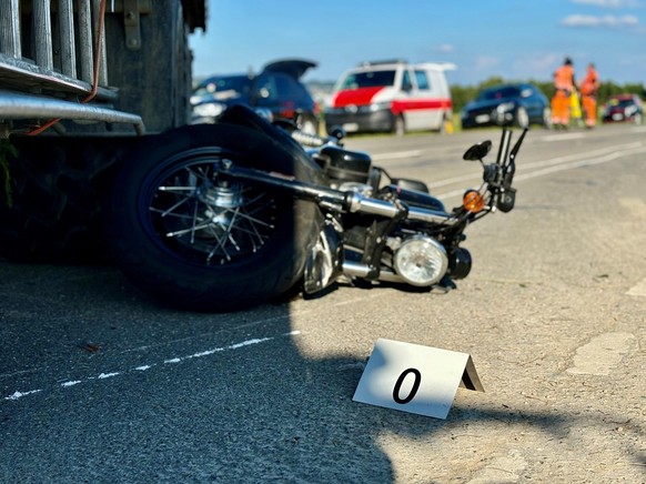 Dällikon: Töfffahrer bei Verkehrsunfall tödlich verletzt