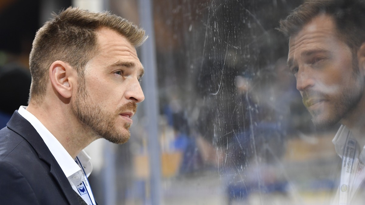 Davos' Sportchef Raeto Raffainer, beim Eishockey-Qualifikationsspiel der National League A zwischen dem HC Davos und Geneve-Servette HC, am Samstag, 16. November 2019, im Eisstadion in Davos. (KE ...