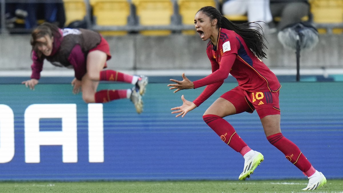 Spanje presteert beter dan Nederland en staat in de halve finale