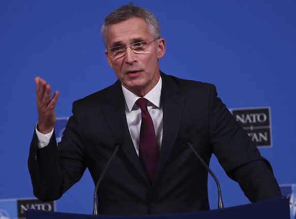 Nato-Generalsekretär Jens Stoltenberg zeigt sich bereit, die Wogen mit Russland zu glätten. Er bringt ein Treffen mit Kreml-Chef Wladimir Putin ins Spiel. (Archivbild)