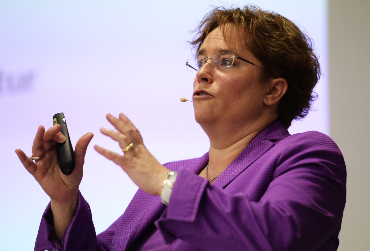 ZUR KANDIDATUR VON MAGDALENA MARTULLO-BLOCHER AN DEN KOMMENDEN NATIONALRATSWAHLEN FUER DIE BUEDNER SVP, STELLEN WIR IHNEN AM MONTAG, DEM 20. APRIL 2015, FOLGENDES ARCHIVBILD ZUR VERFUEGUNG - Magdalena ...