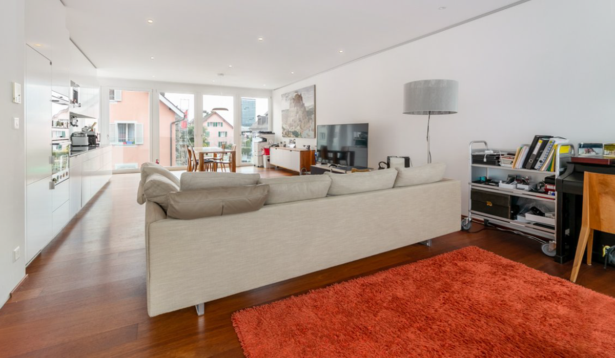 Wohnen ist Luxus-Serie: Wohnungsbesichtigung einer teueren Wohnung in der Stadt Zug für 7'700 Franken Miete im Monat.