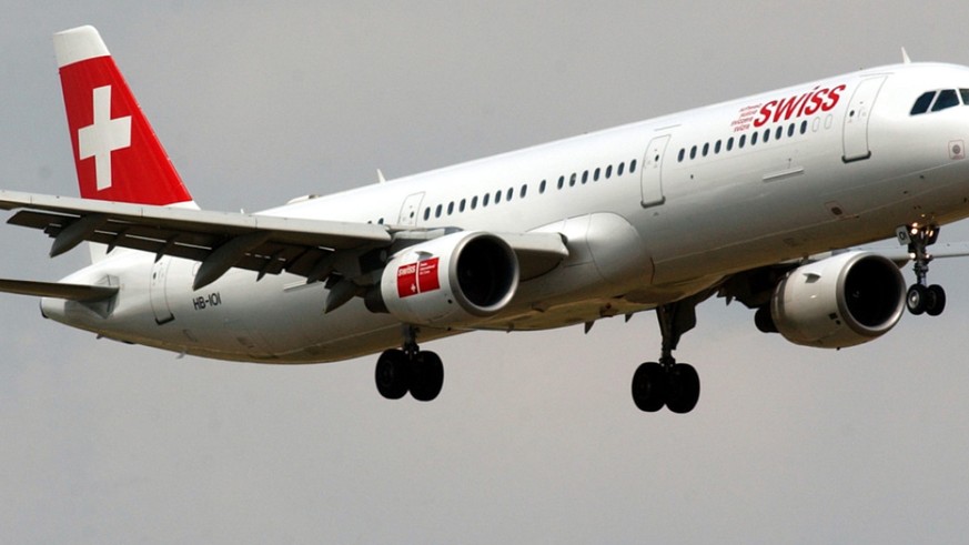 Ein Airbus A 321 der Swiss musste seinen Flug nach Rom wegen Rauchentwicklung in der Kabine abbrechen. (Archivbild)