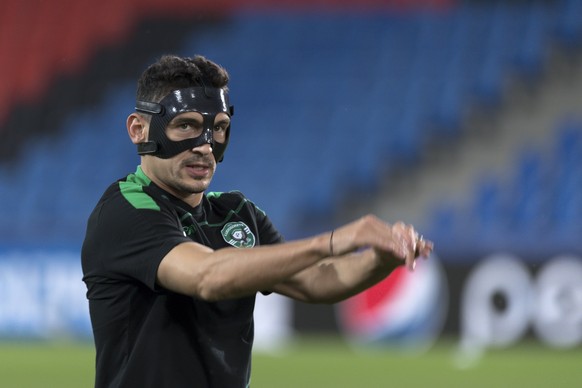 Claudiu Keseru of Bulgaria&#039;s PFC Ludogorets Razgrad during a training session in the St. Jakob-Park stadium in Basel, Switzerland, on Monday, September 12, 2016. Bulgaria&#039;s PFC Ludogorets Ra ...