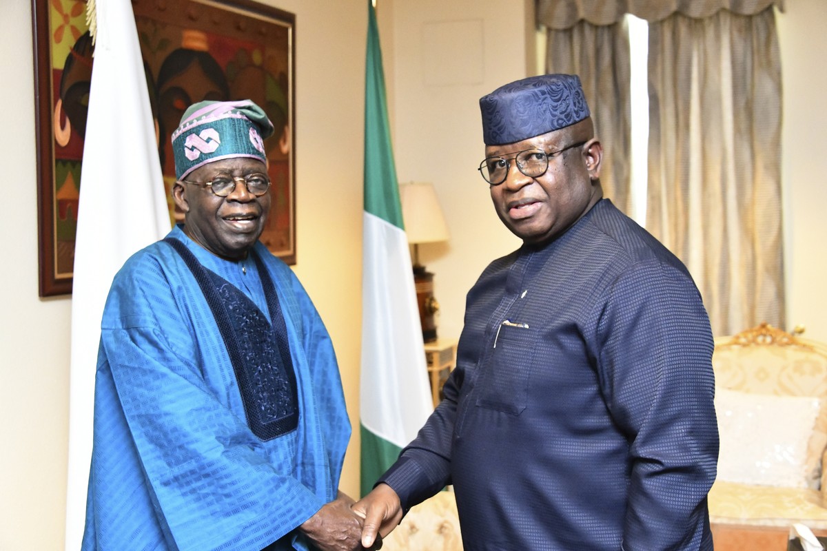Nigeria's President, Bola Ahmed Tinubu, left, welcome Sierra Leone president, Julius Maada Bio, right, prior to the ECOWAS meeting in Abuja, Nigeria, Saturday, Feb. 24, 2024. Heads of state acros ...