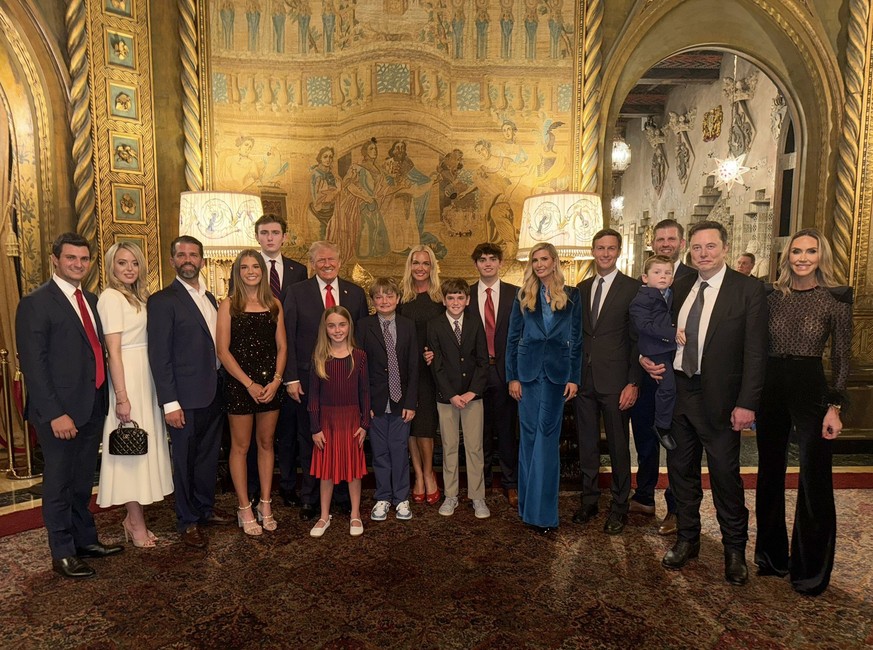 Trump-Familienfoto mit Elon Musk