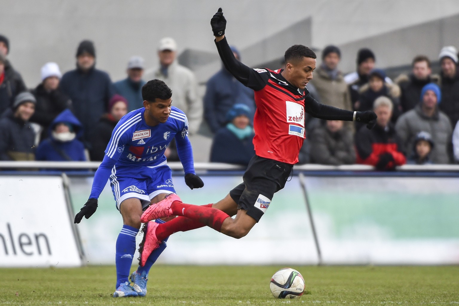 Der FC Aarau stolpert durch die Challenge League und ist dort das Schlusslicht.