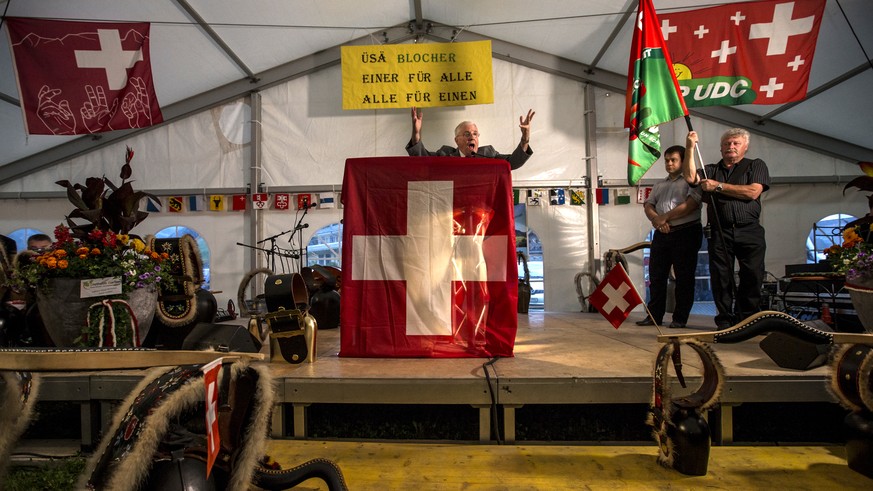 Christoph Blocher während seines Auftritts bei der Veranstaltung «Nein zum schleichenden EU-Beitritt» im Juni 2014 in Vorderthal im Kanton Schwyz.