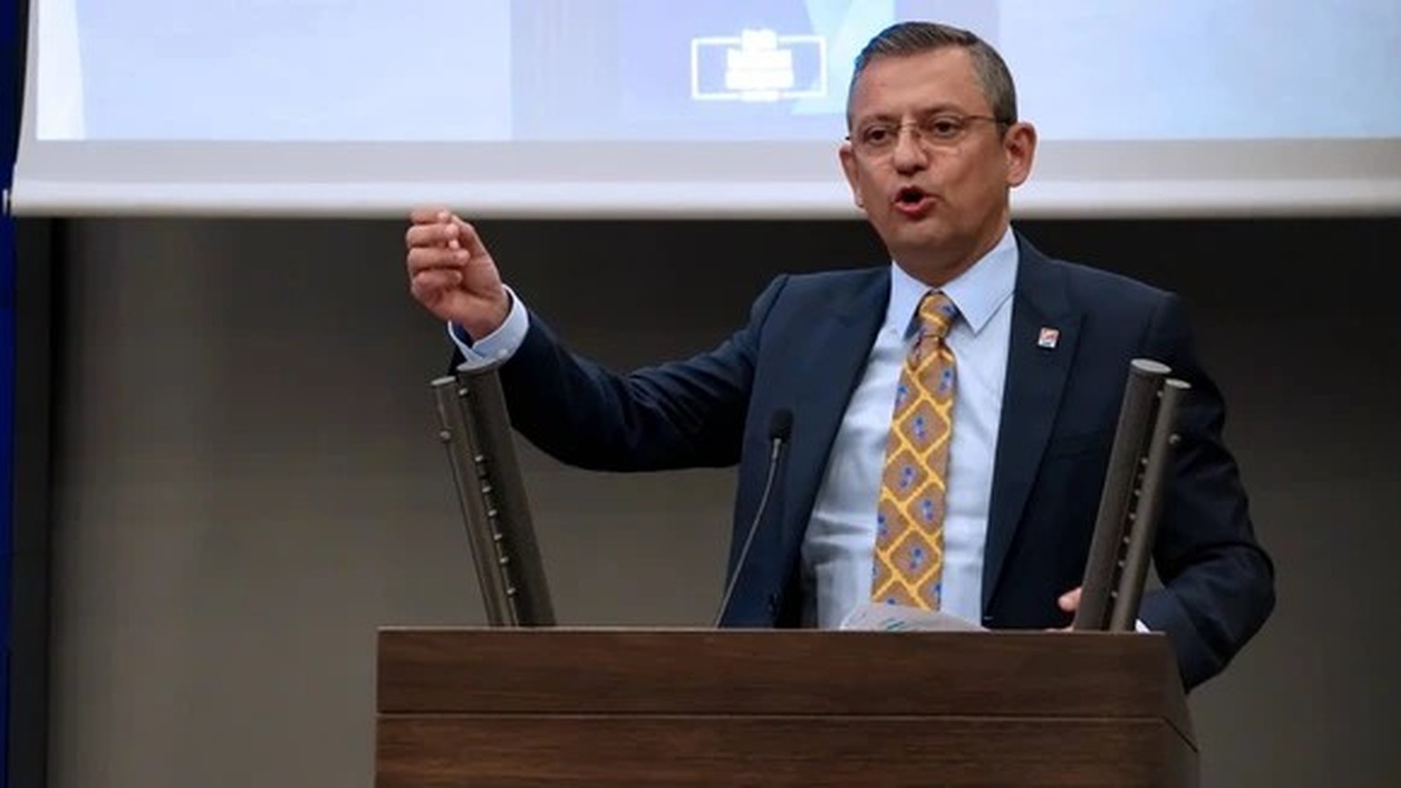 Türkei: Absetzung von Oppositionspartei-Chef angeordnet