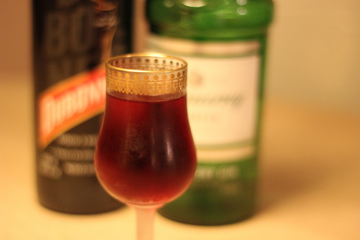 dubonnet cocktail trinken drinks alkohol aperitif https://hiveminer.com/Tags/cocktail,lommebogen/Interesting