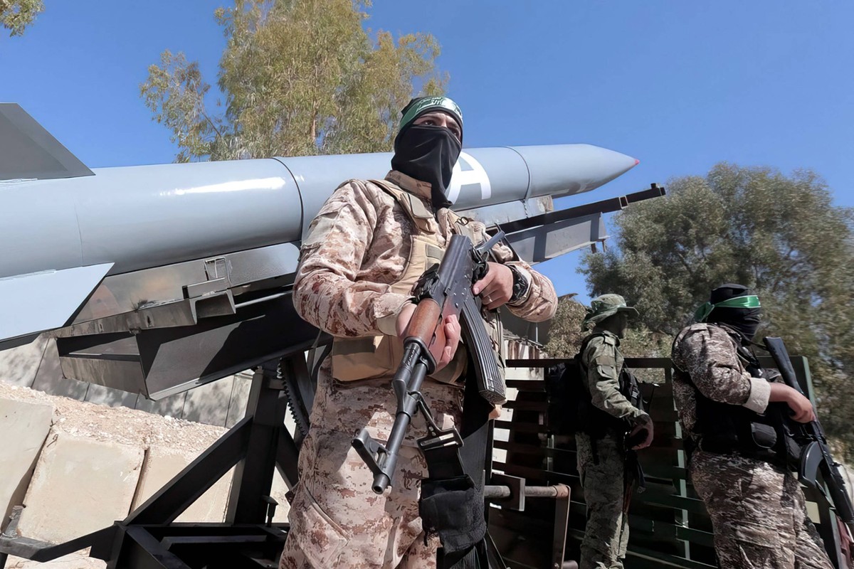 File Images from Hamas Al Qassam Brigades - Gaza File photo published by Hamas Islamic Resistance Movement shows shows Al Qassam brigades training on various weapons inside Gaza Strip at an unknown da ...