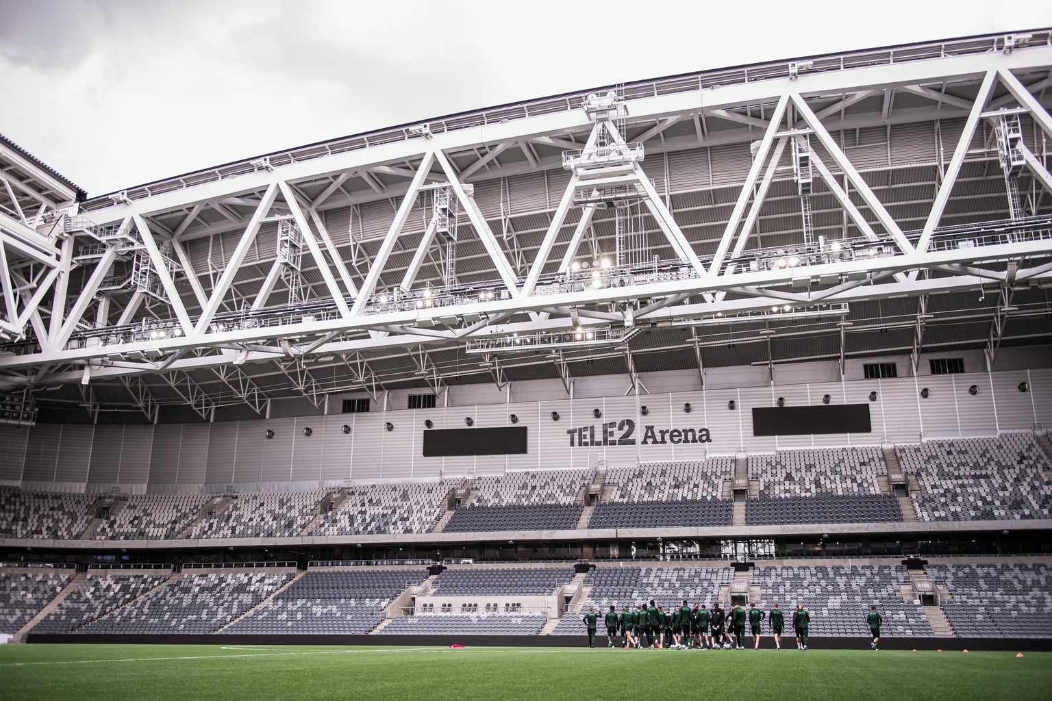 210825 The players during training with Hammarby ahead of the UEFA Europa Conference League football match on August 25, 2021 in Stockholm. Photo: Maxim Thore / BILDBYRAN / kod MT / MT0210 fotboll foo ...