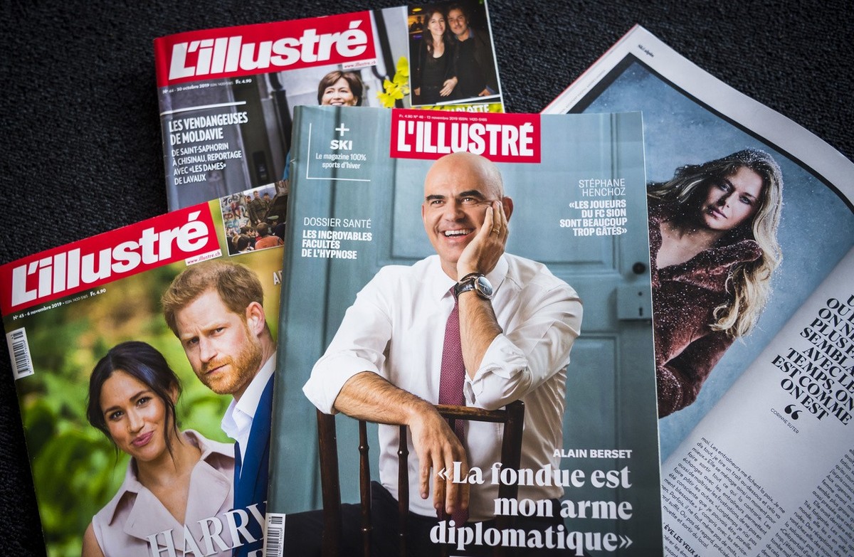Une vue sur la nouvelle formule du magazine L'Illustre du groupe de presse editions Ringier Axel Springer Suisse le mercredi 13 novembre 2019 a Lausanne. (KEYSTONE/Jean-Christophe Bott)