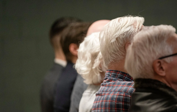 Der Bundesrat will den Kapitalbezug in der zweiten Säule höher besteuern. Sollen die Pensionierten für die Entlastung des Bundeshaushalts zahlen?