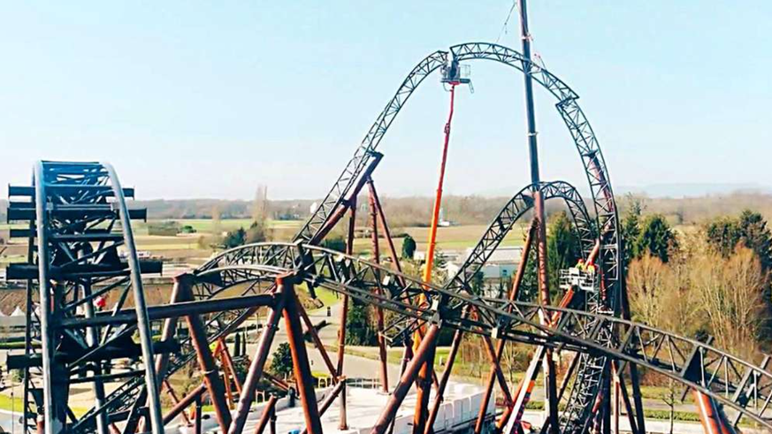 Europa-Park-So-f-hrt-es-sich-auf-dem-neuen-Voltron-Coaster-
