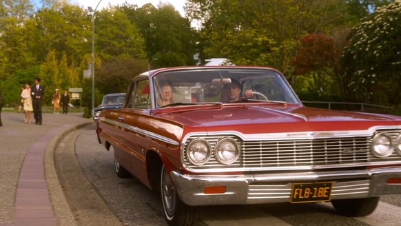 final destination

https://www.reddit.com/r/MovieDetails/comments/1ldnhcz/final_destination_bloodlines_2025_the_license/