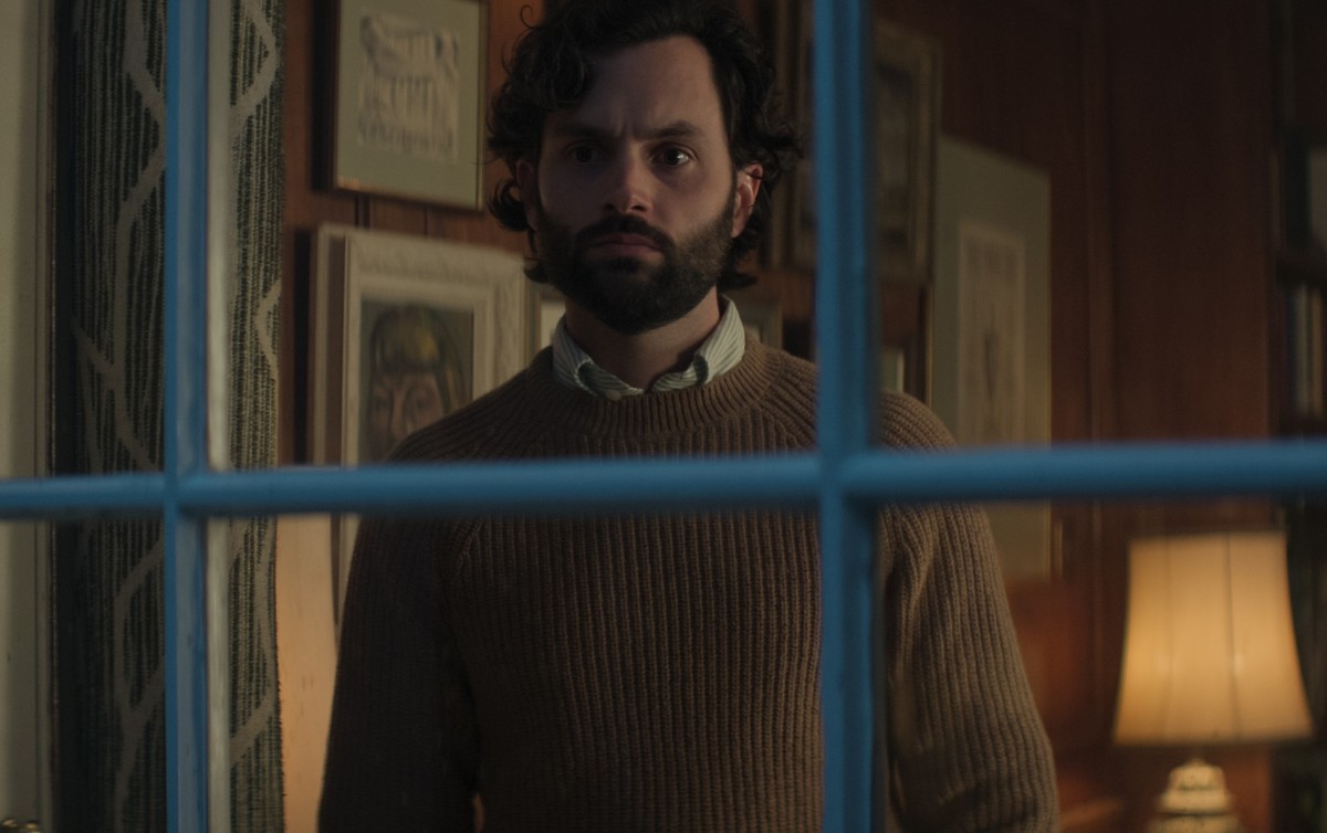 You. Penn Badgley as Joe Goldberg in episode 401 of You. Cr. Courtesy of Netflix © 2022