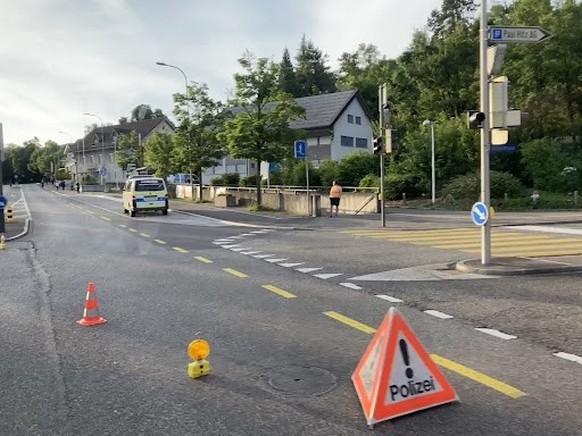 Die gesperrte Einfahrt von Nussbaumen auf Seite Baden.