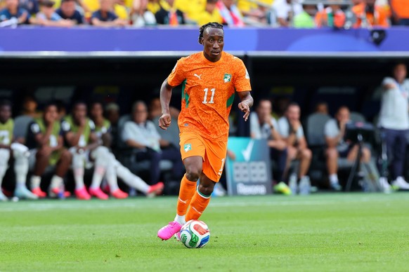 PHILADELPHIA, PA - JUNE 14: Yan Diomande 11 of Cote d Ivoire controls the ball during the FIFA World Cup, WM, Weltmeisterschaft, Fussball 2026 Group E match between Ecuador and CÃ te d Ivoire on June  ...