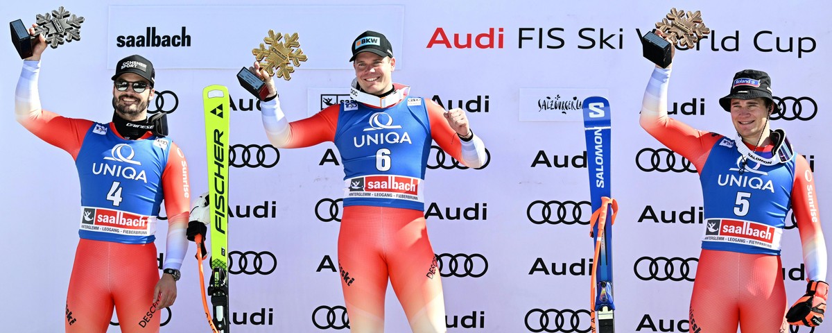 ABD0320_20240322 - SAALBACH-HINTERGLEMM - �STERREICH: (v.l.n.r.) Loic Meillard (SUI/2. Platz), Stefan Rogentin (SUI/1. Platz) und Arnaud Boisset (SUI/3. Platz) am Freitag, 22. M�rz 2024, w�hrend der S ...