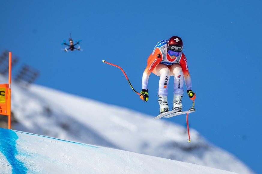 ABD0101_20230211 - MERIBEL - FRANKREICH: Corinne Suter (SUI) w�hrend der Abfahrt der Frauen im Rahmen der Ski-WM 2023 am Samstag, 11. Februar 2023, in Meribel. - FOTO: APA/EXPA/JOHANN GRODER