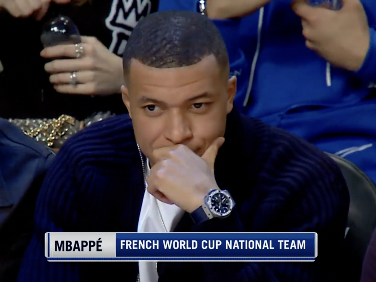 Kylian Mbappé assistant au match de baskets entre les Nets et les Spurs le 2 janvier à New York.