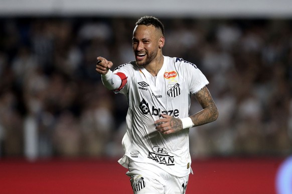epa11902196 Neymar of Santos celebrates a goal during a Campeonato Paulista soccer match between Santos and Água Santa, at the Urbano Caldeira Stadium in Santos, Brazil, 16 February 2025. EPA/GUILHERM ...