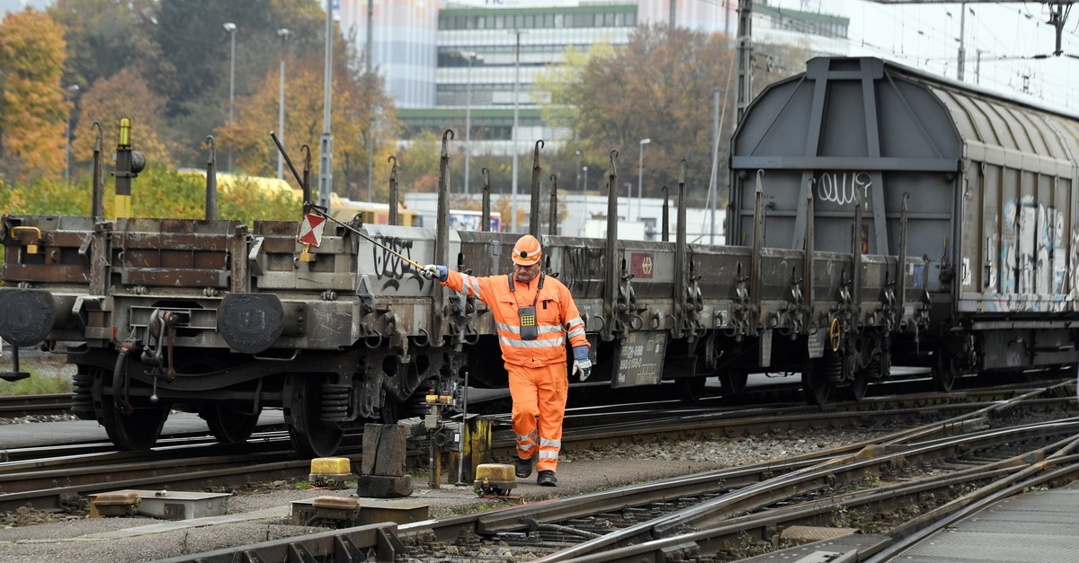 260-millionen-franken-f-r-den-g-terverkehr-bund-und-sbb-unterschreiben-vereinbarung