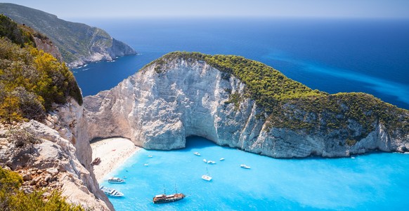 Navagio beach, the most famous natural landmark of Zakynthos, Greek island in the Ionian Sea xkwx navagio beach zakynthos greece island zante landscape coastal sea ionian sea greek destination summer  ...