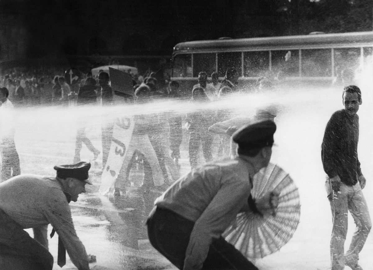 The clashes between youth demonstrators and the police, which took place in Zurich on June 29, 1968, are the so-called Globus-riots. These riots were the prelude to the protests of 1968 in Switzerland ...