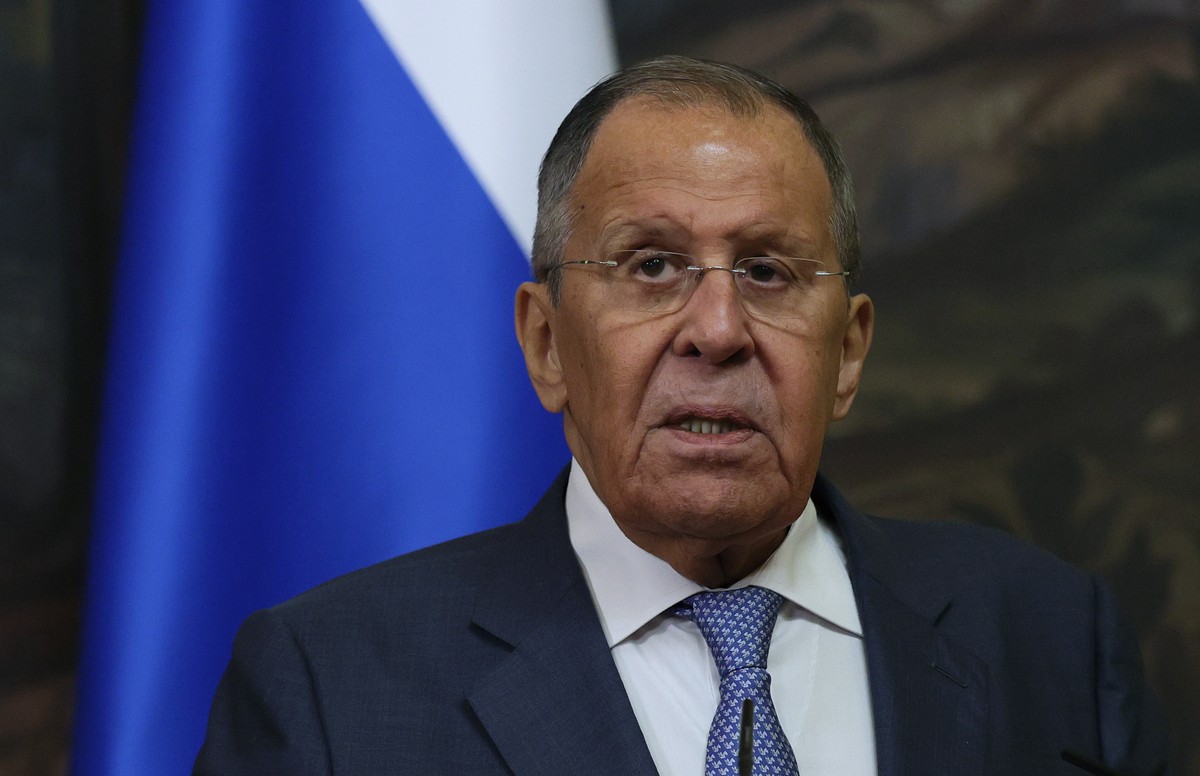 epa13190454 Russian Foreign Minister Sergey Lavrov attends a press conference with Archbishop Paul Richard Gallagher, Vatican envoy and Secretary for Relations with States and International Organisati ...