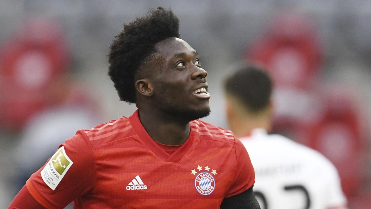 Bayern Munich's Alphonso Davies celebrates scoring Munich's fourth goal during the German Bundesliga soccer match between Bayern Munich and Eintracht Frankfurt in Munich, Germany, Saturday,  ...