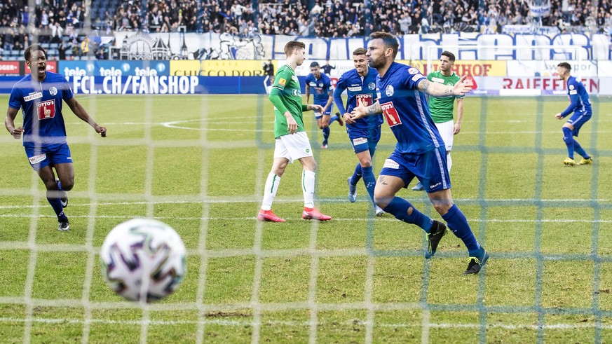 Jubel bei Luzerns Francesco Margiotta nach dem Tor zum 1-0 im Fussball Meisterschaftsspiel der Super League zwischen dem FC Luzern und dem FC St. Gallen, in der Swisspor Arena in Luzern, am Sonntag, 1 ...