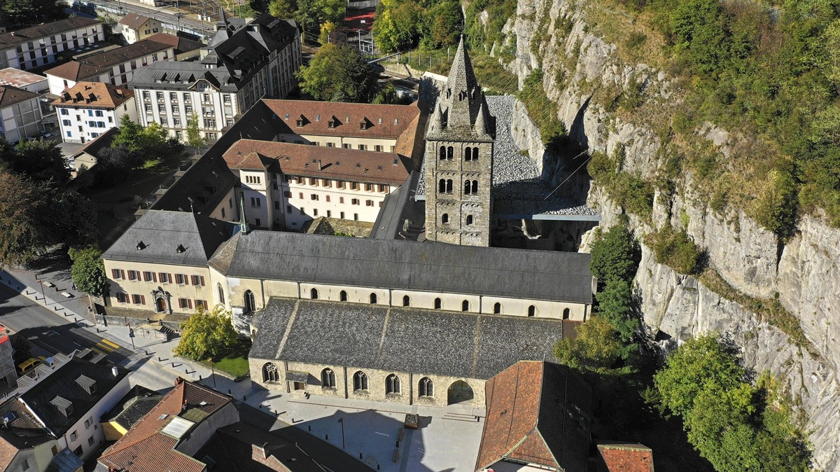 Apostolischer Administrator der Abtei SaintMaurice will externe Hilfe