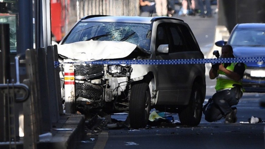 Mit diesem Auto raste ein IS-Sympathisant 2017 in der australischen Stadt Melbourne in eine Menschenmenge. 20 Menschen wurden verletzt, einer davon starb später im Spital. (Archivbild)