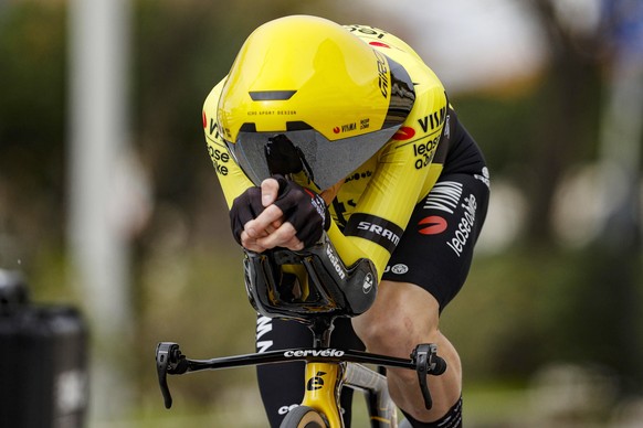 epa11198688 Danish rider Jonas Vingegaard of team Team Visma - Lease a Bike in action during the 1st stage of the 59th Tirenno-Adriatico cycling race, an individual time trial over 10km in Lido di Cam ...