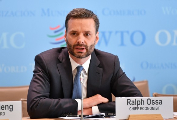 230405 -- GENEVA, April 5, 2023 -- Ralph Ossa, the World Trade Organization WTO Chief Economist, speaks during a WTO press conference in Geneva, Switzerland, on April 5, 2023. Global trade growth in 2 ...