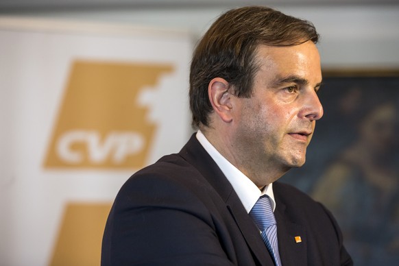 CVP-Nationalrat Gerhard Pfister anlaesslich der Dreikoenigskonferenz der Zuger CVP in Zug, am Mittwoch, 6. Januar 2016. Pfister kandidiert als CVP-Praesident, wie er an der Dreikoenigstagung der Zuger ...