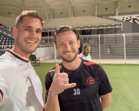 Kläui mit Ivan Rakitic.