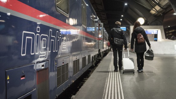 Ein Nightjet der Österreichischen Bundesbahnen im Bahnhof Zürich vor seiner Fahrt nach Hamburg. (Archivbild)